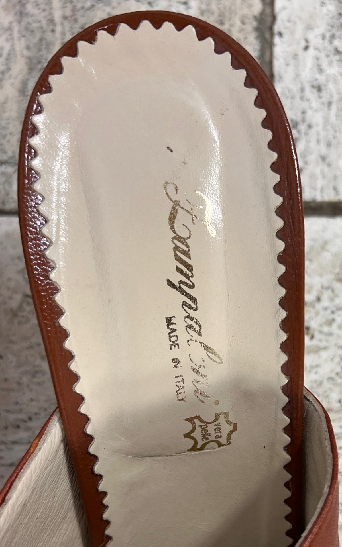 Vintage Italian Two-Tone Leather Mules 41