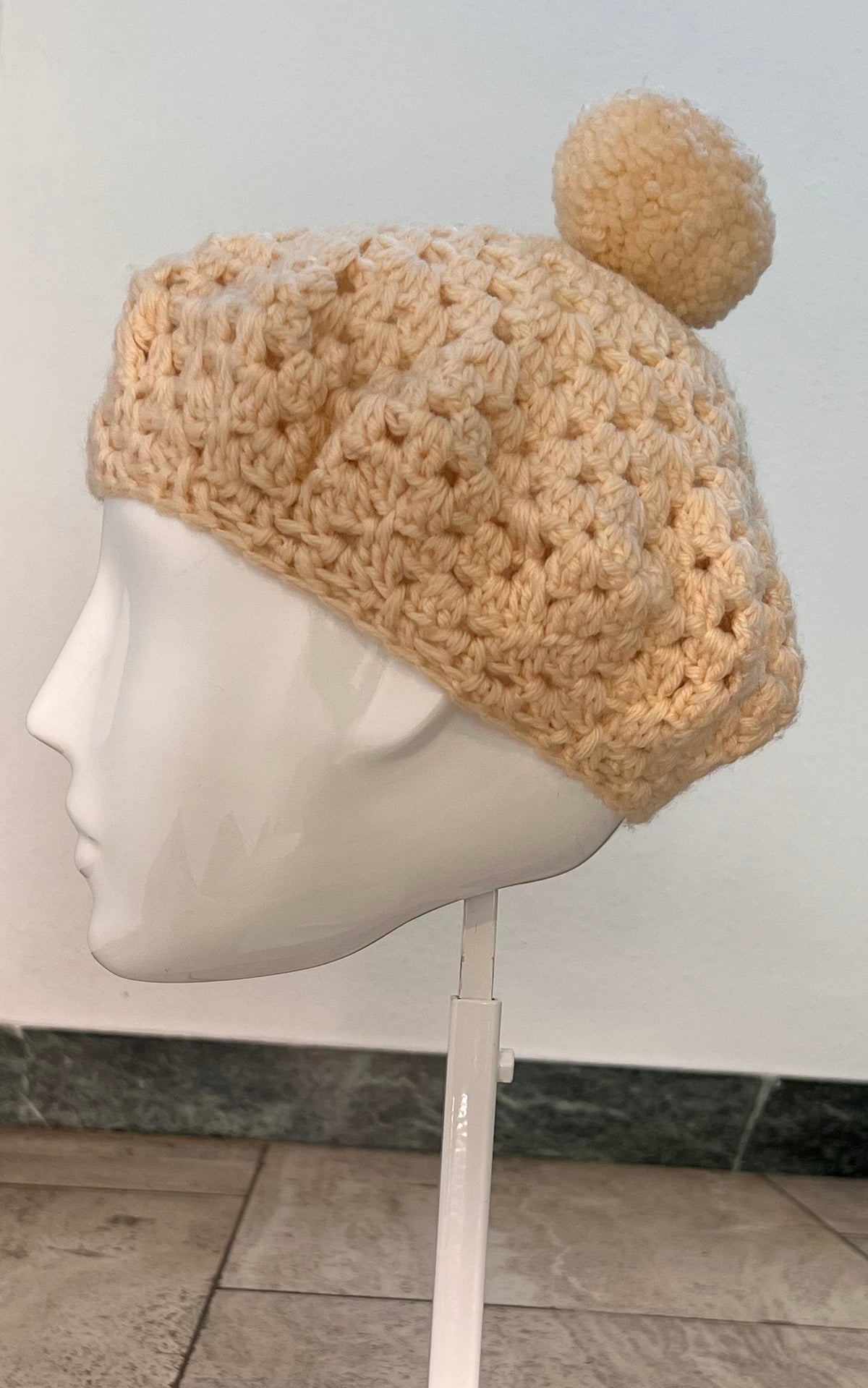 Vintage Crochet Pom Pom Beret