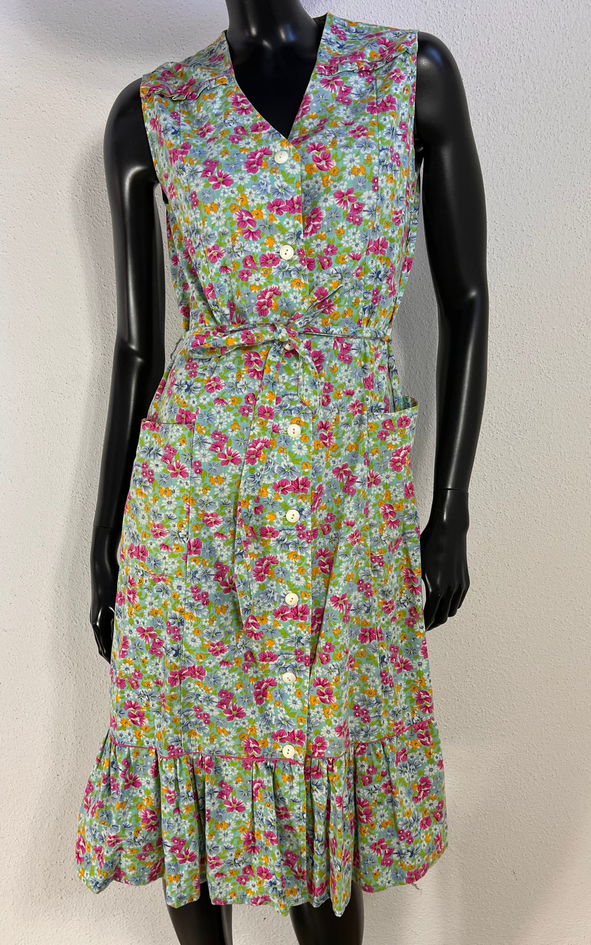 Vintage 70s Apron Flower Dress