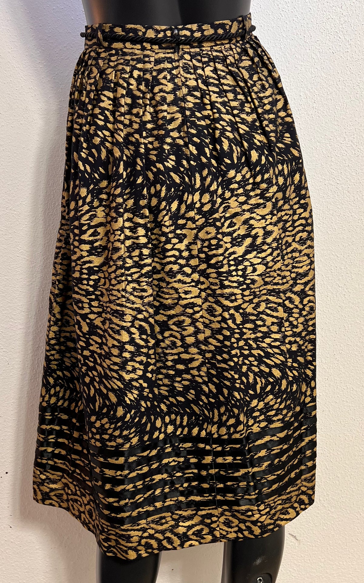 Vintage Black Gold Midi Skirt with Rope Belt