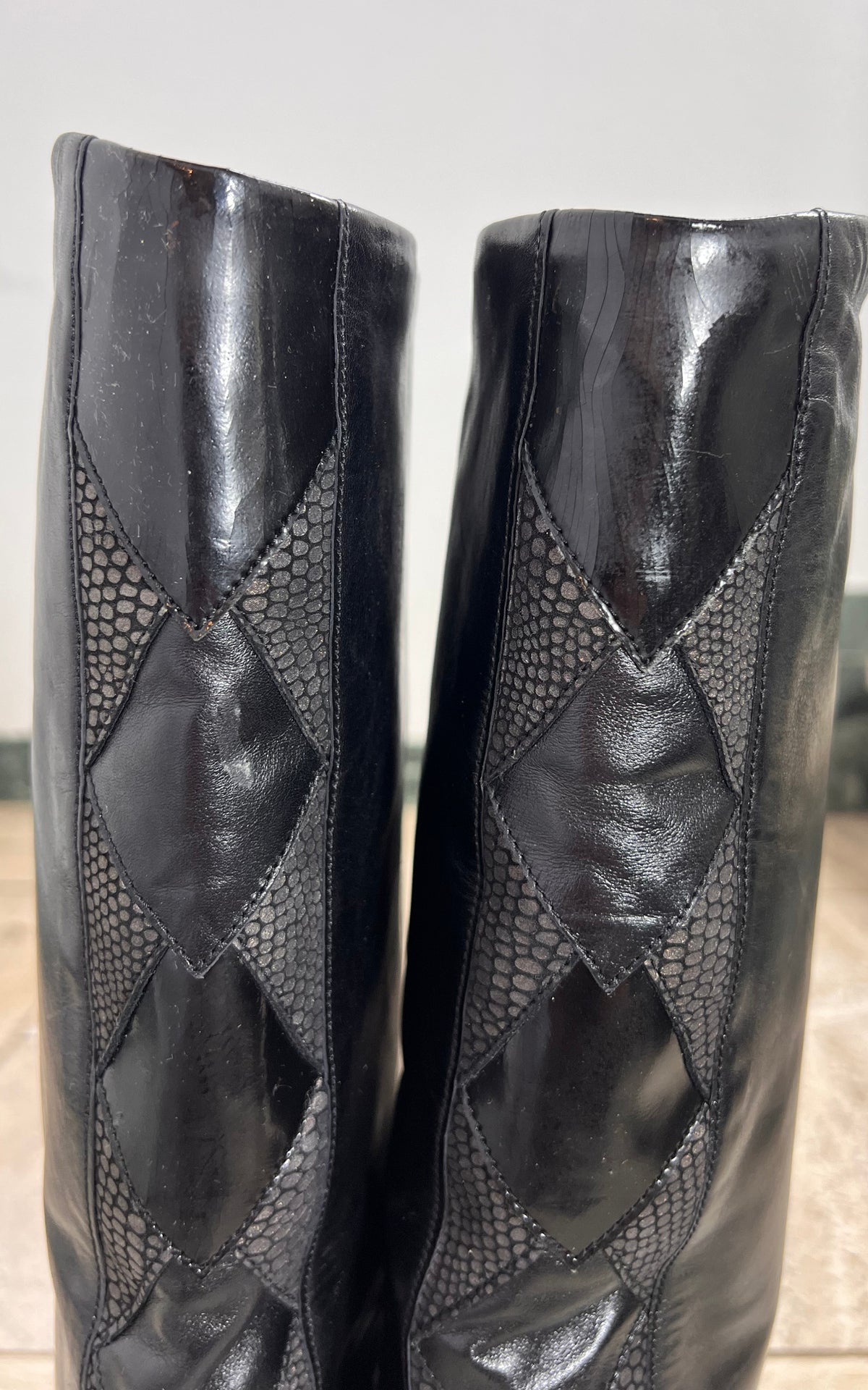 Vintage Black Leather Knee-High Boots with Textured Panel Detail 39