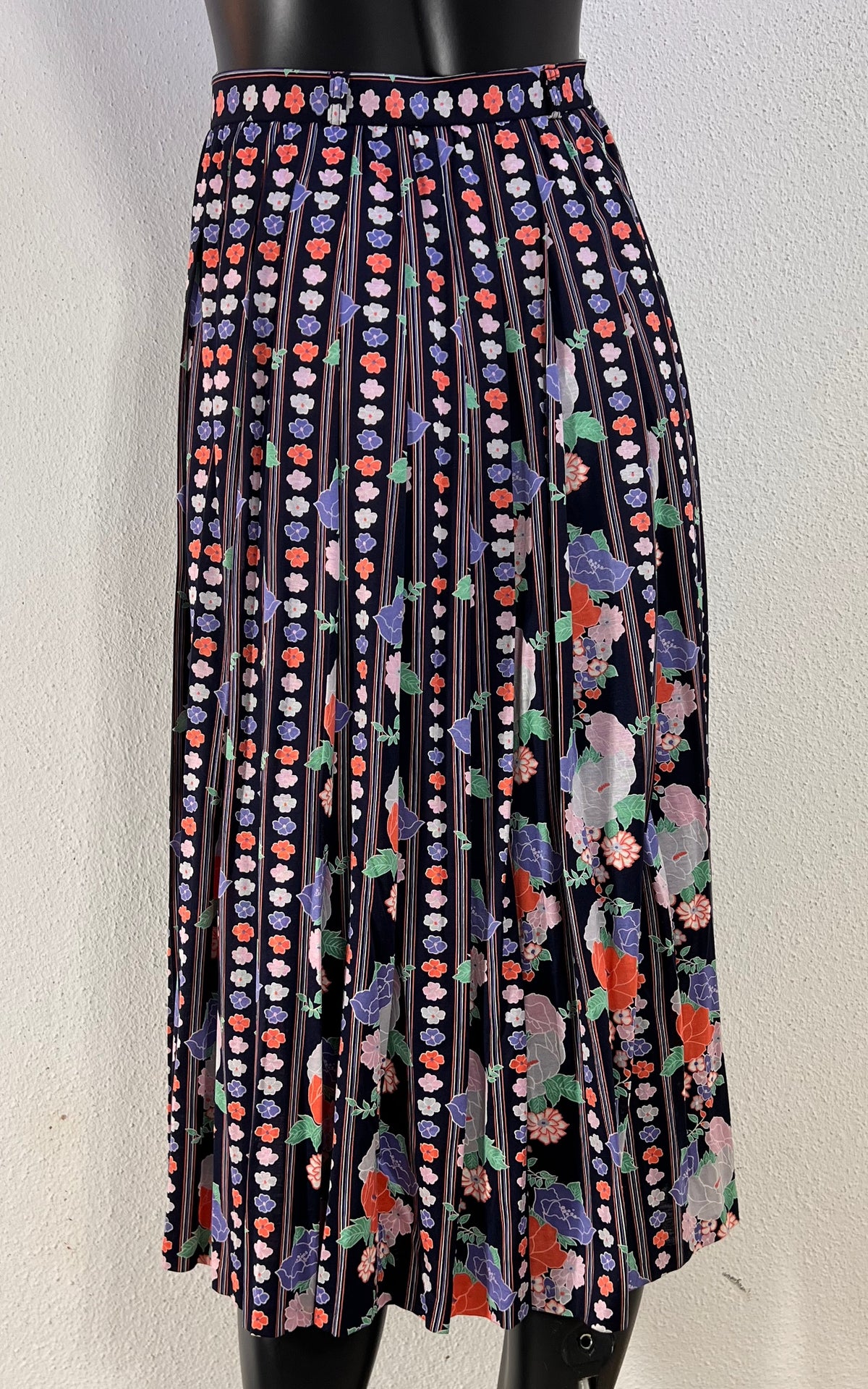 Vintage 70s Bleyle Pleated Flower Skirt