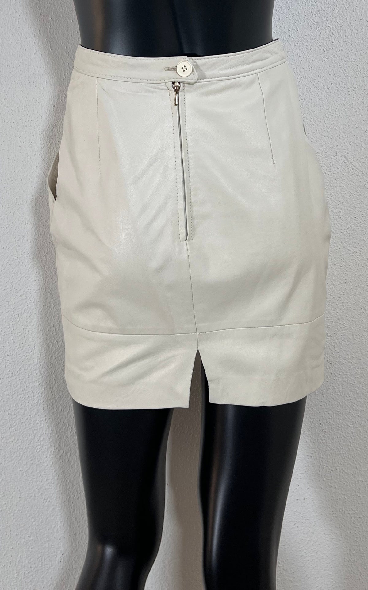 Vintage White Mini Leather Skirt