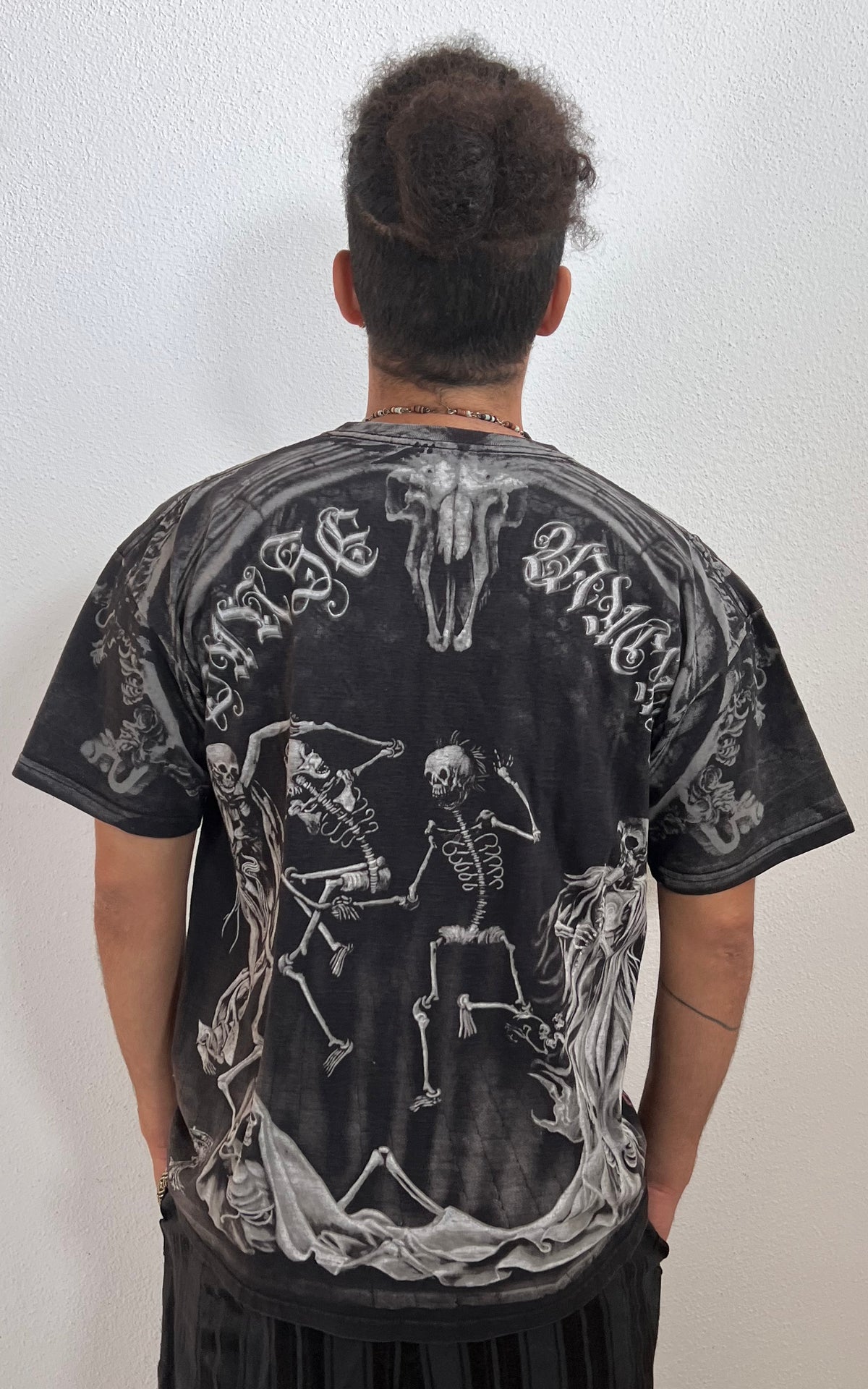 Vintage MENS Memento Mori Tee