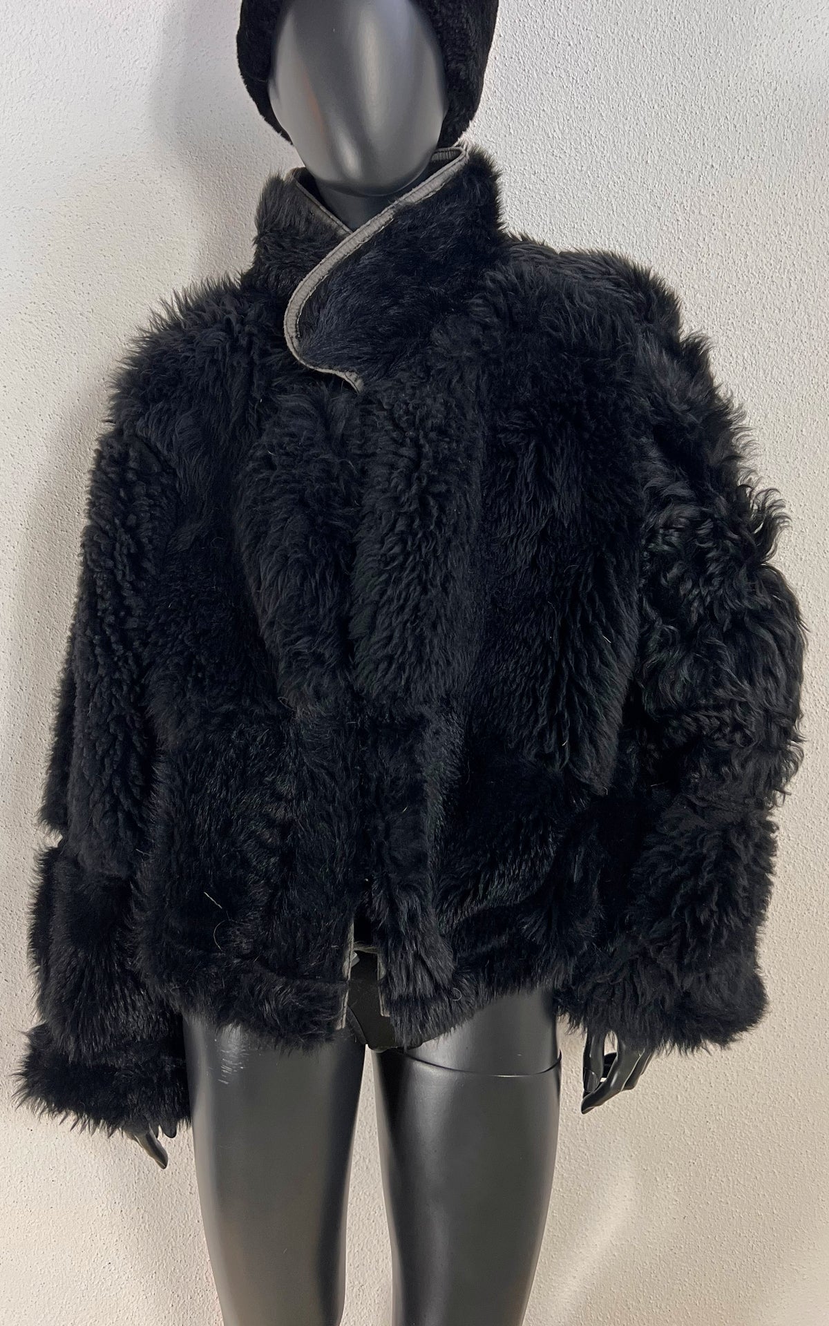 Vintage Cropped Curly Shearling Jacket