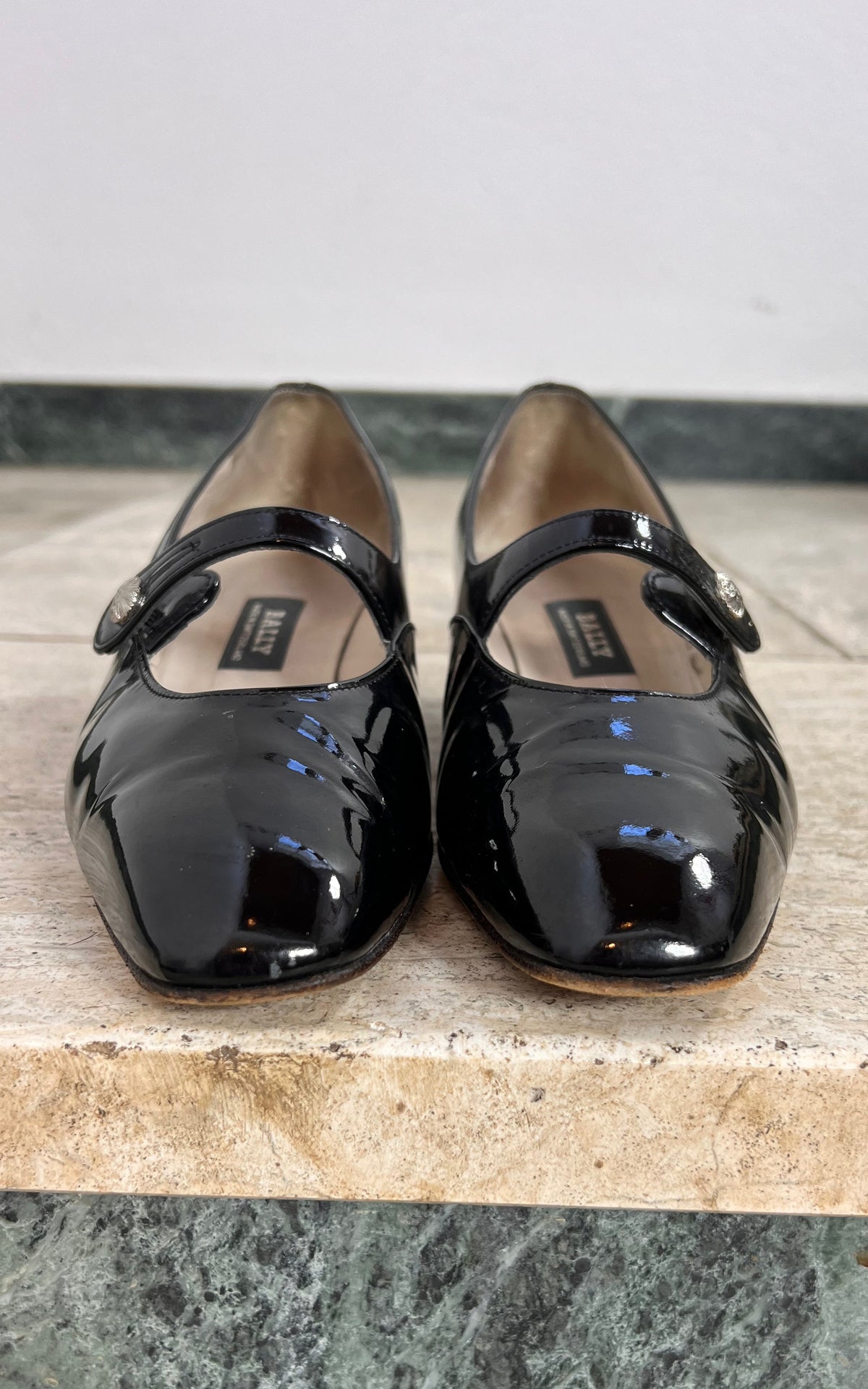 Vintage Bally Patent Leather Mary Jane Pump 39