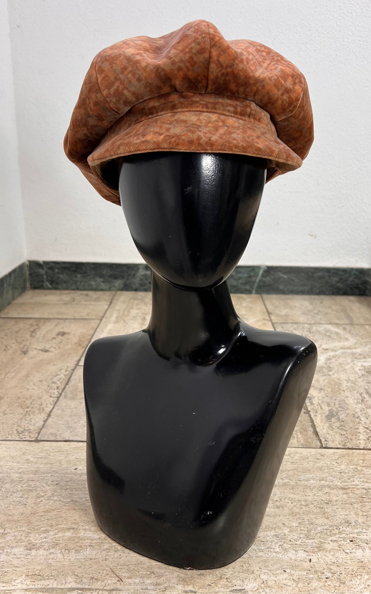 Vintage 70s Baker Boy Velvet Hat