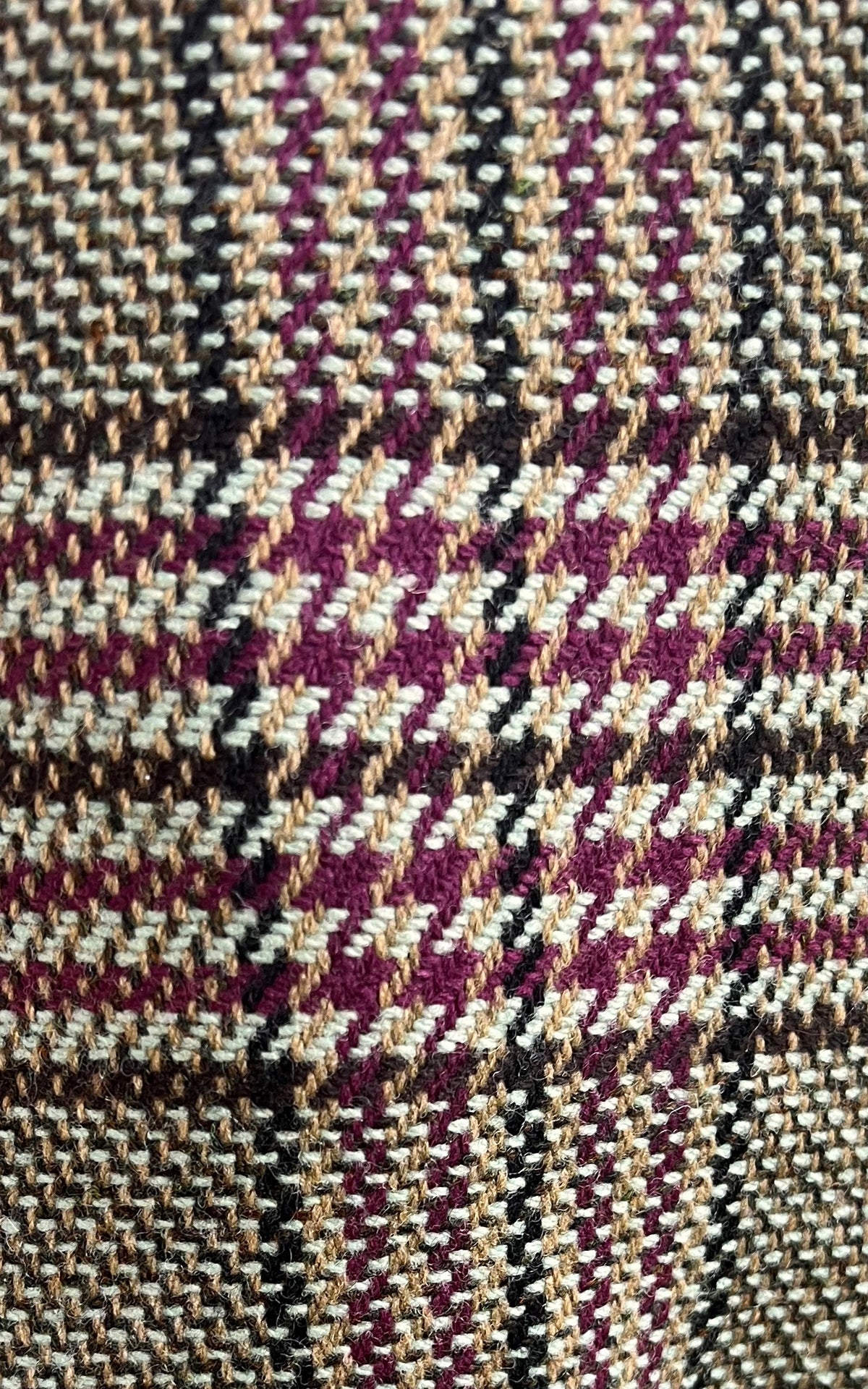 Burberry London Pure Wool Check Skirt – Made in Italy