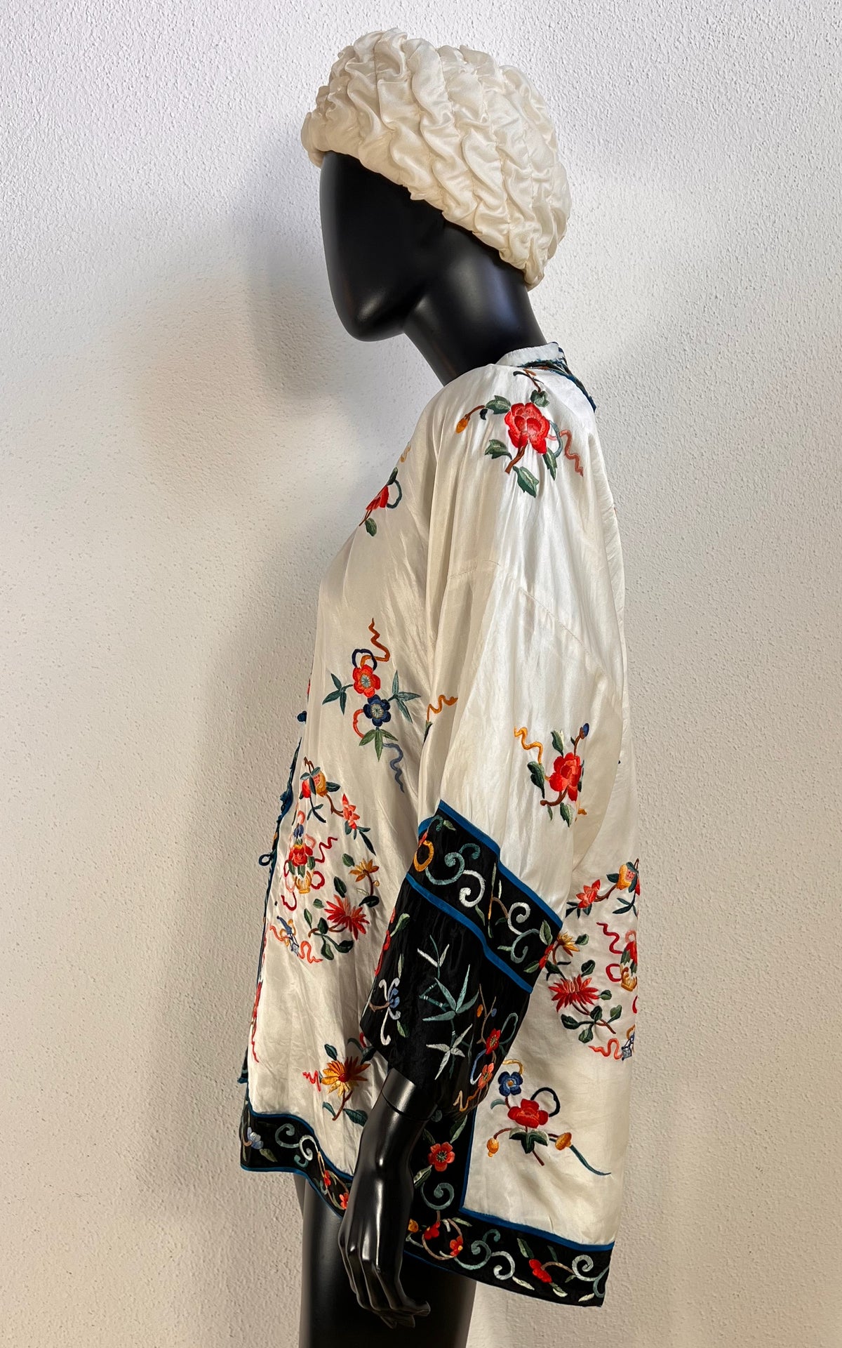 Vintage Embroidered Chinese Silk Jacket