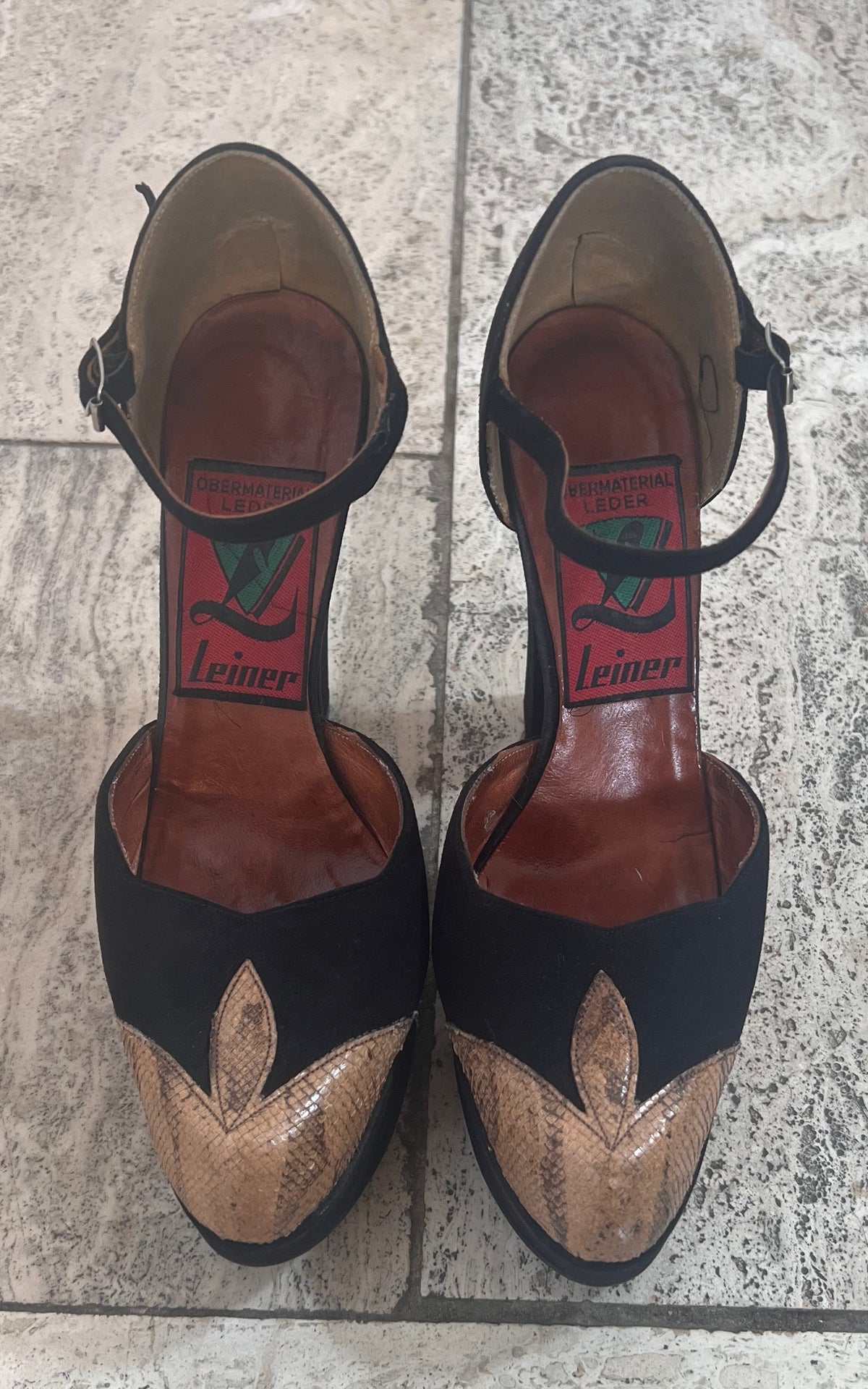 Vintage 70s Platform Heels 36