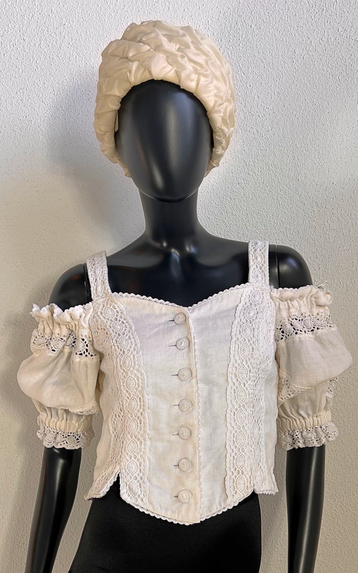 Vintage Lace Crop Blouse