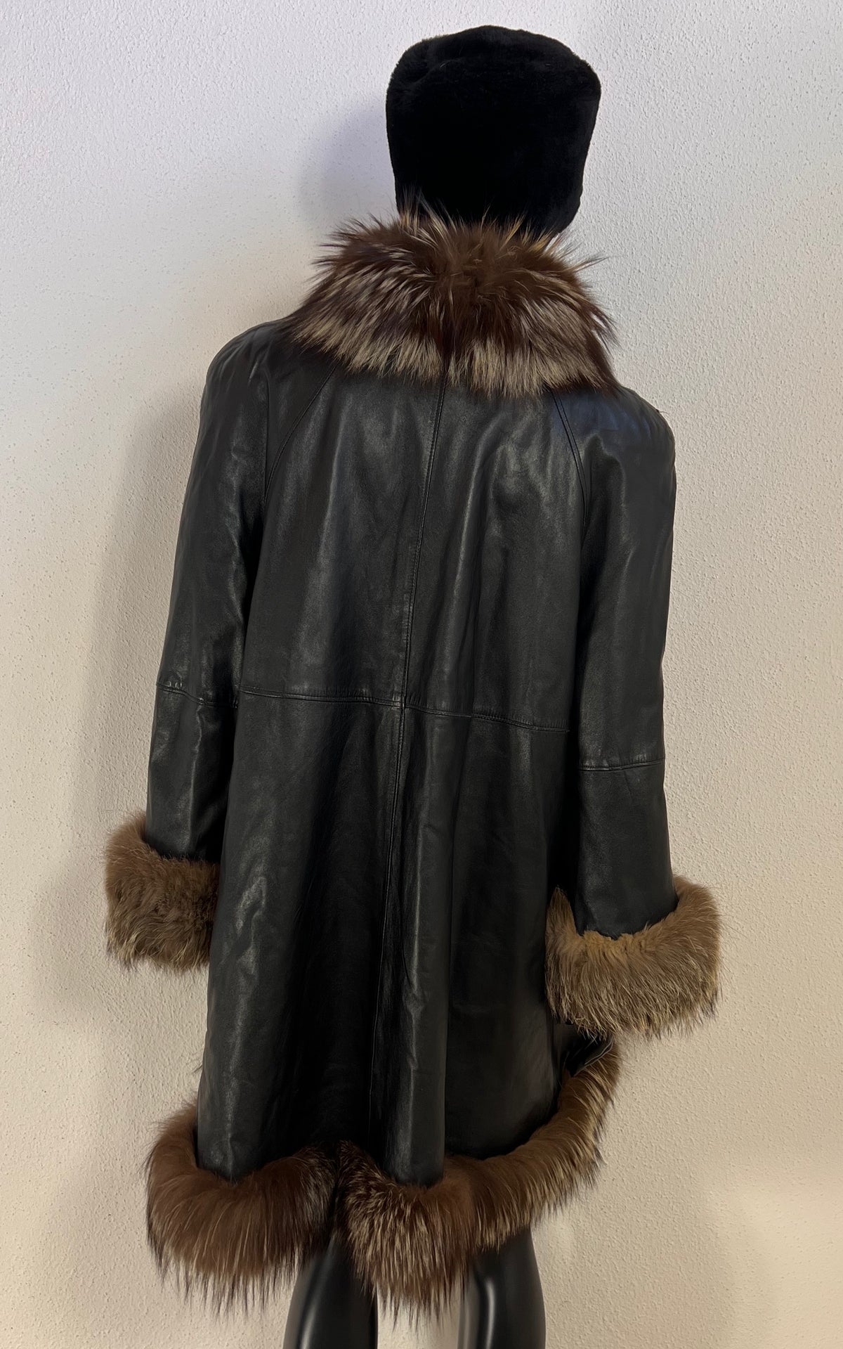 Vintage Leather Coat with Fur Trim Details