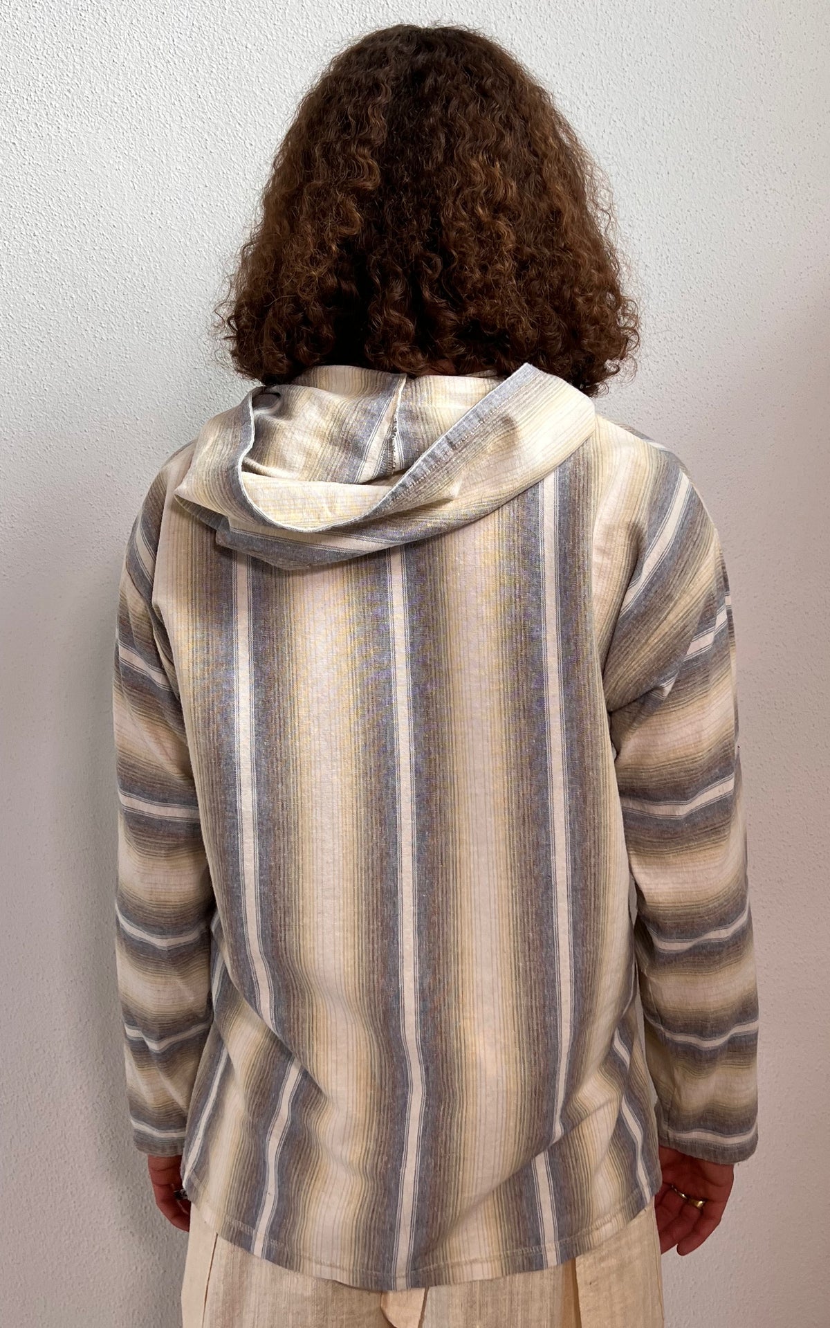 Vintage MENS 90s Hooded Shirt