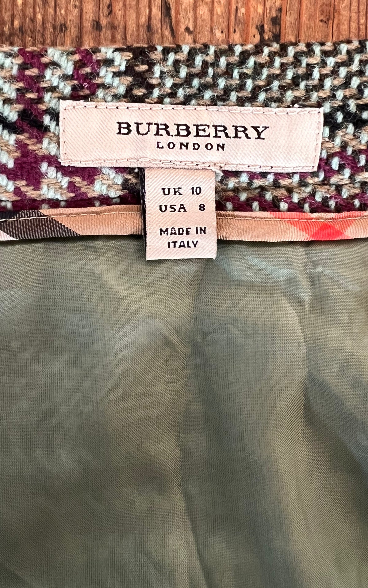 Burberry London Pure Wool Check Skirt – Made in Italy